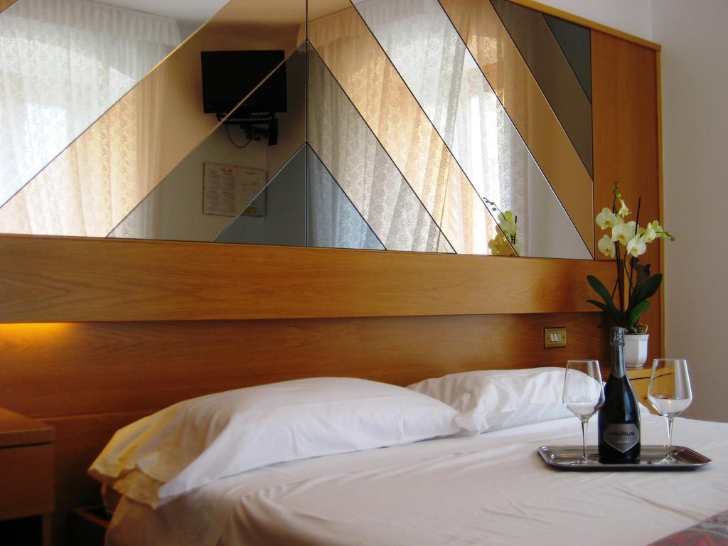 Albergo Ristorante Da Neni Mori Zimmer foto